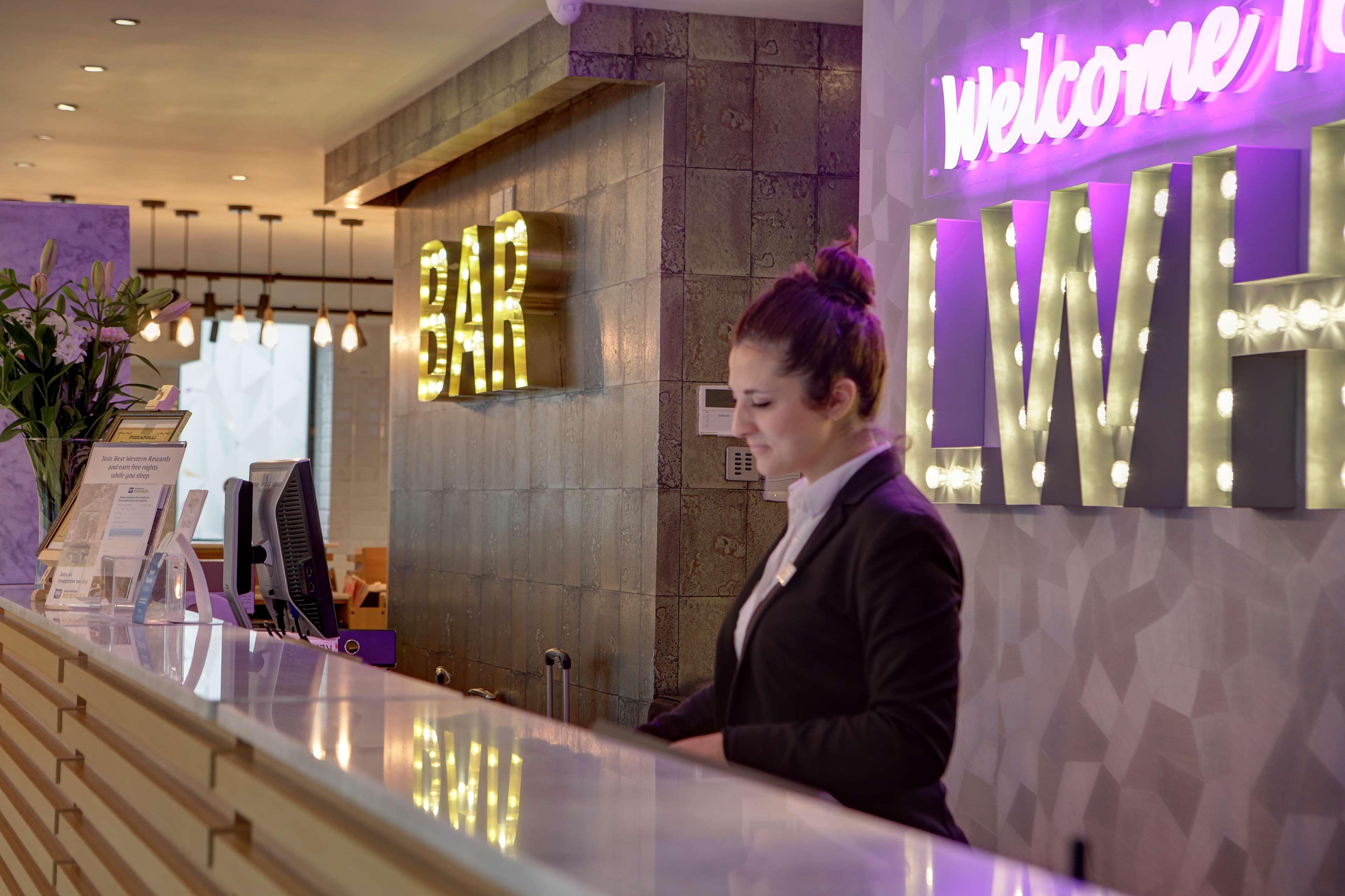 فندق Best Western Plus London Wembley المظهر الخارجي الصورة
